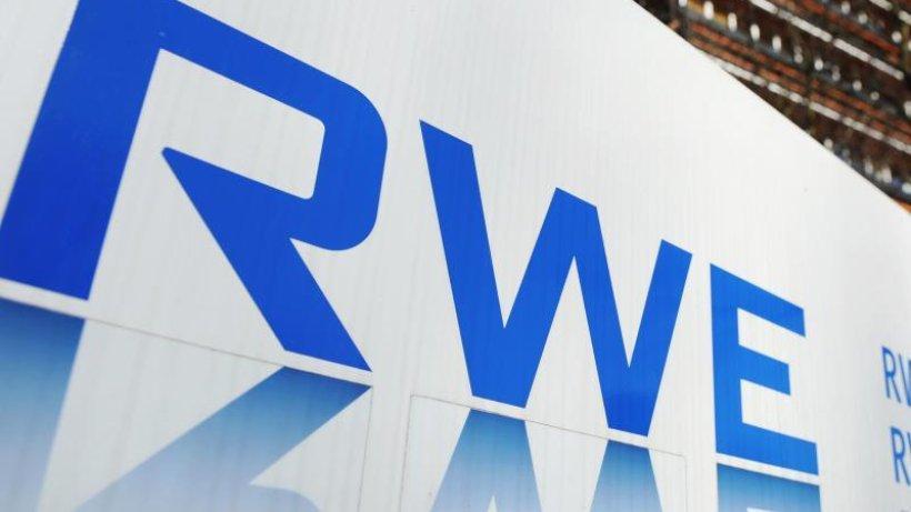 Der Energieriese RWE hat zwar weniger Strom produziert, auf die Gewinne hat das aber keinen Einfluss. Die sind deutlich gestiegen. Dabei hat der Konzern auch vom kräftigen Wind profitiert. morgenpost.de/wirtschaft/art…