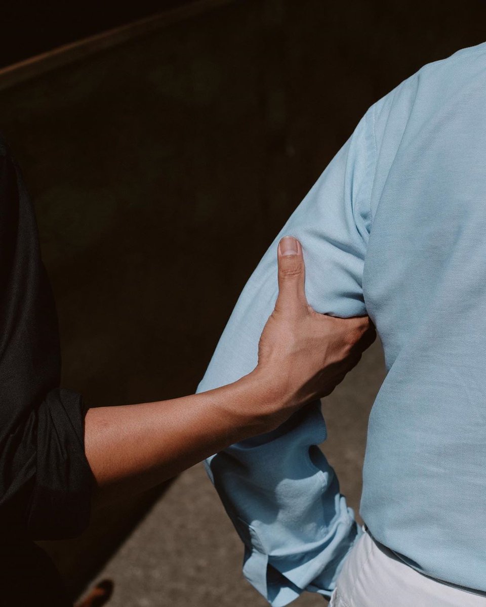 FLUXhawaii's tweet photo. How do we determine our obligation to one another? What is the rubric for gauging our responsibility to those around us? Meet Richard and Bundit and read more on their story at https://t.co/orHK9MZOMW. Images taken in August of 2019 by Josiah Patterson. #FLUXHawaii #FLUXTime https://t.co/jgmlJVhl6n
