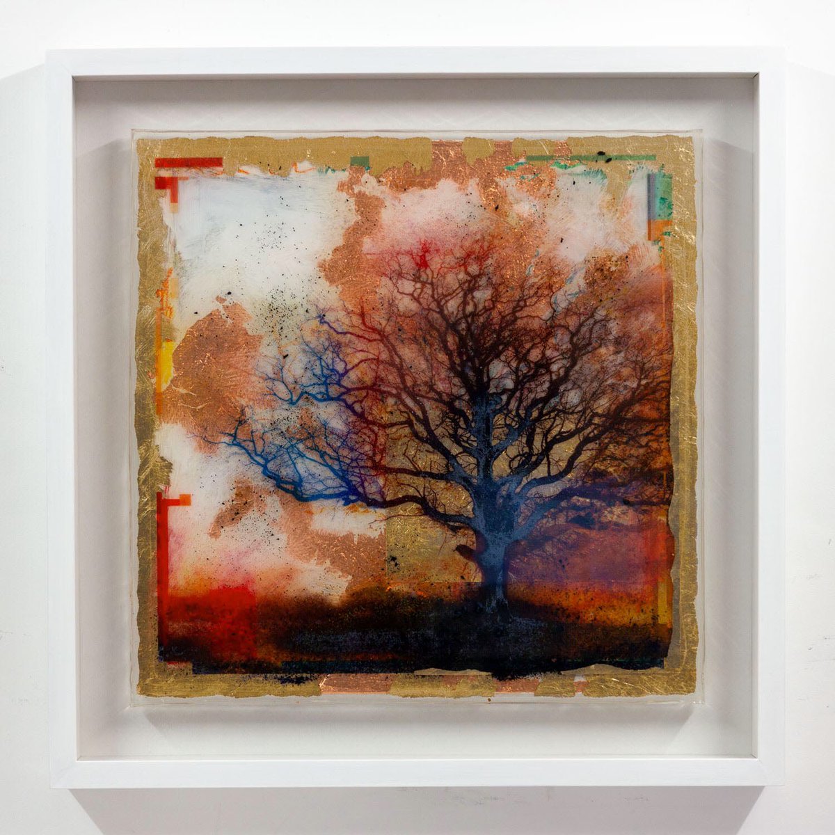 MarkWellandArt's tweet photo. LUCID DAWN - now in a new home courtesy of the amazing @beumeefineart in Tunbridge Wells. Mixed media in a resin block. 63x63cm. #luciddawn #resinart #mixedmedia
#oak #tree #artgallery #gallery #contemporaryart #modernart #londongallery #seosartist #artcanorg https://t.co/B55ostHo8R