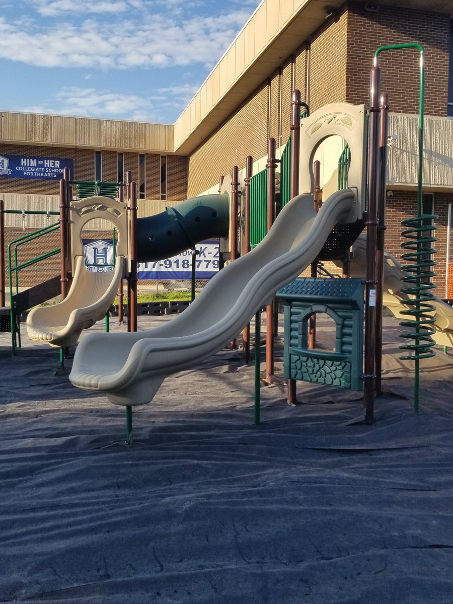 PrincipalRCJ's tweet photo. Our new playground arrived today! Nothing but fun and laughter will fill our school's blue skies. Now enrolling scholars in K-2 for the Fall 2020 school year in a Covid 19 compliance building. https://t.co/wIxwPwSp7O