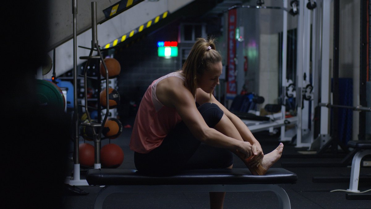 NetballAust's tweet photo. 1οΈβ£0οΈβ£0οΈβ£Β national league games and an incredible story to match π @paigeyhadley
β
βRead - https://t.co/BNTdJSQ776
β
β#NetballNation https://t.co/VDWGsQMQxU