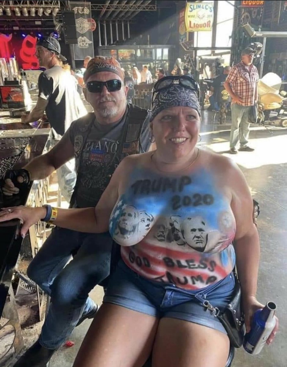 DatingDon's tweet image. American woman