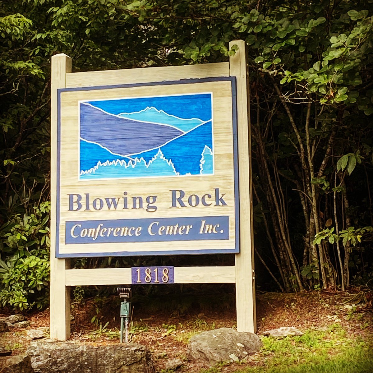 Excited to be back at the Blowing Rock Conference Center for #LC42!  They have great safety measures in place and we are thrilled to be back with them for another great Opening Weekend.