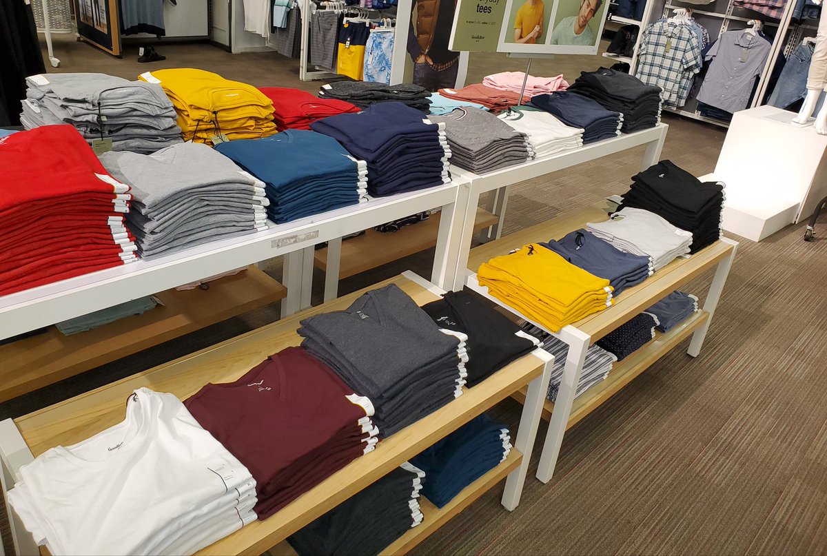 VML_Xavier's tweet photo. Have to give a shout out to our Men's DBO Dillon ⭐ for his merchandising execution and flexing to keep seasonally relevant newness up front for our guests! 👍👍👍 https://t.co/QZssPqTDlY