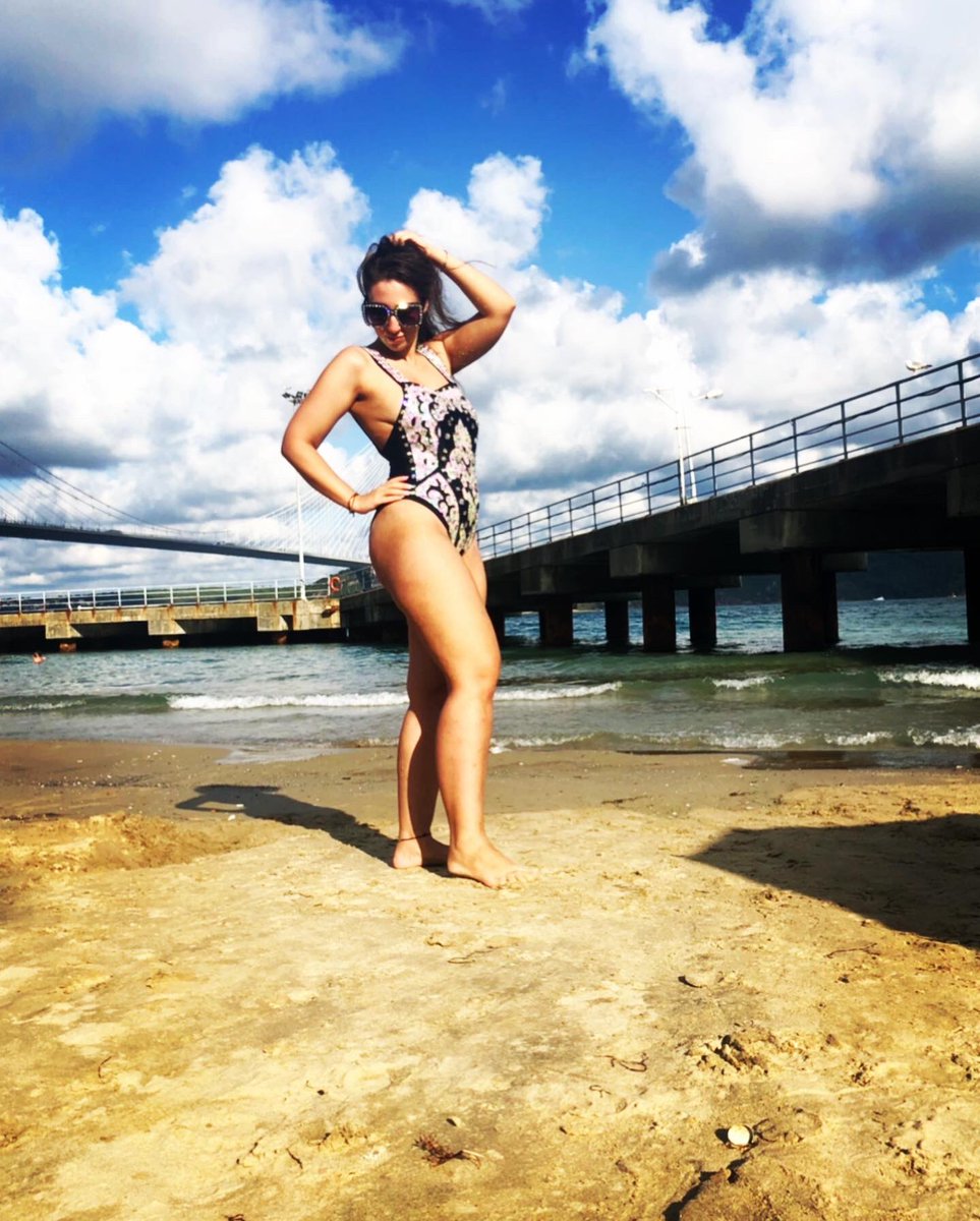 GizemBurcuYetim's tweet photo. “A champion is someone who gets up when they can’t.”
.
Jack Dempsey 
.
🦋🌊🧿☀️🧜‍♀️🐎💪🦅💋❤️
.
#champion #eyeofthetiger #bestpic #fitness #workingonmyfitness #sequins #asos #bathingsuit #dmforwork #dmforpaidwork #instamodel #model #singer #actress #youtuber #influencer https://t.co/xmmiQV5Guv