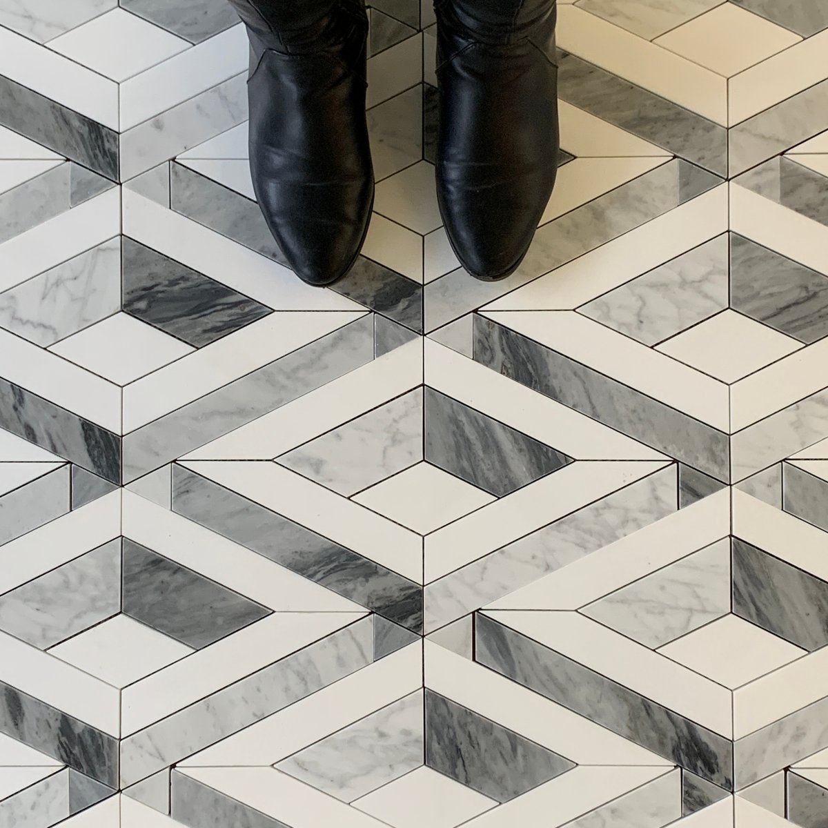 NationalTile_NJ's tweet photo. What a Beautiful Mosaic.♥️
#thassos #carrara #mirage #njtile #tilestorenj #tilestore #marblestone #artistictiles #waterjettile #waterjet #waterjettilesmosaics #luxurytile #waterjetmosaic #tilestorenj #ihavethisthingwithtiles #waterjet #homedecor #interiordesign #architecture https://t.co/Guf00cE2S5