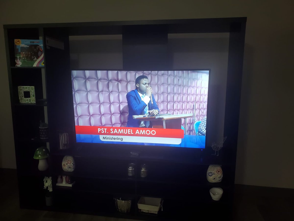 NaomiOgoke's tweet photo. Star2k20 over BBNaija
#Godnection https://t.co/1FPnZ02Mtu