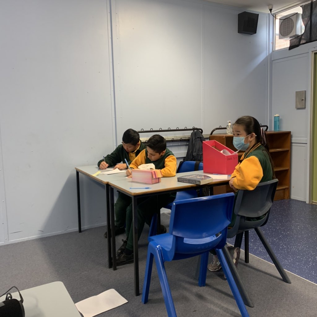 This week, stage 3 students completed their first debate. Well done to both teams! FWPS Pow Wows &amp; Wranglers battled it out! 🗣 Excellent opportunities for our Ss as always at <a href="/FairWestPS/">Fairfield West PS</a> <a href="/Genelle029/">Genelle Petruszenko</a> @6N_MrBugge <a href="/LilyThai9/">Lily Thai</a> <a href="/KristeeSharne3/">Kristee Sharne</a> <a href="/ShaunaghCompton/">Shaunagh Compton</a> <a href="/LinnegarMs/">MsLinnegar</a>