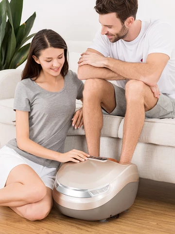 for some reason a lot of the massagers show them being used by couples. "there's nothing I love to do with my husband more than dress in inverted colors and sit on the floor next to his Foot Machine"