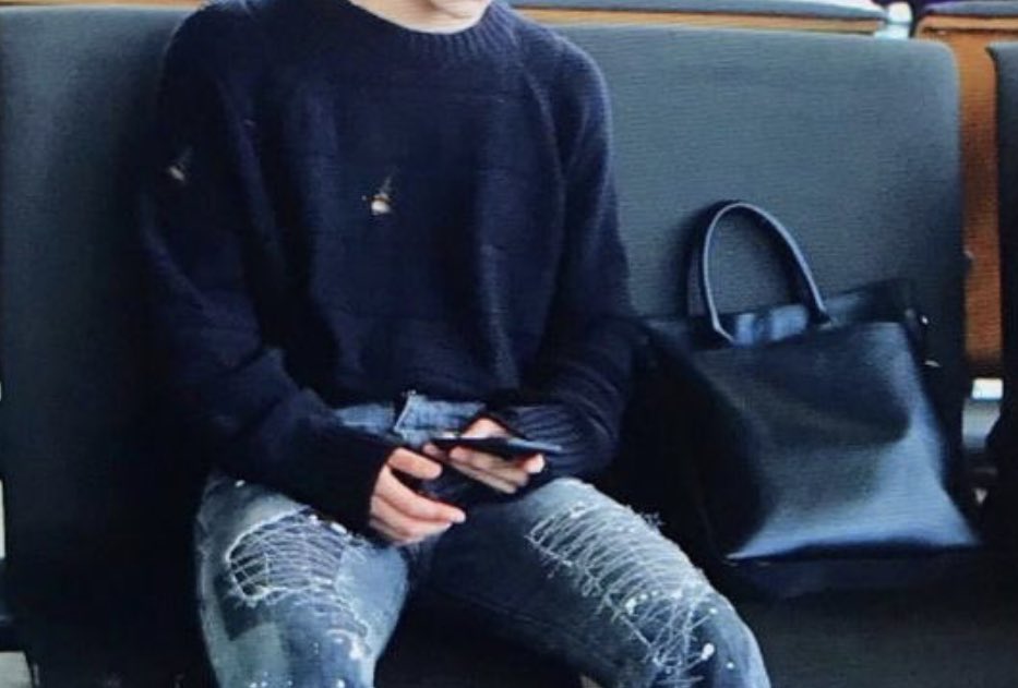 "who in ______" but it& #39;s actually ateez : a thread