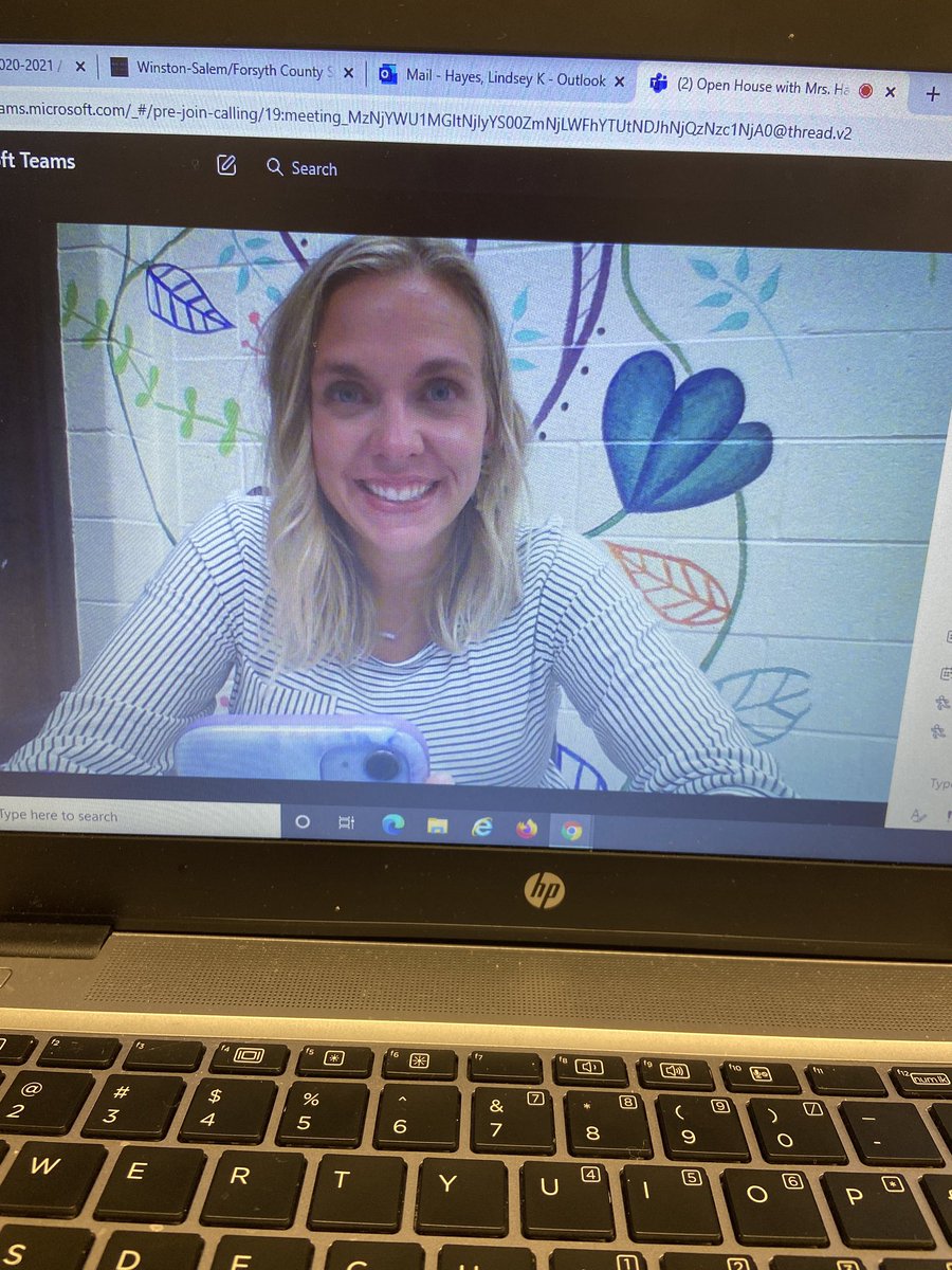 HayesHideaway tweet media