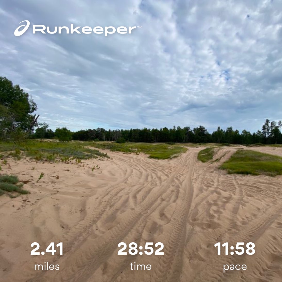 RVOutlawz's tweet photo. Finally got a run in! Don’t judge the speed it was soft terrain 😆 at least that’s my excuse 🏃🏽‍♀️ https://t.co/Fh0qm1QHCo