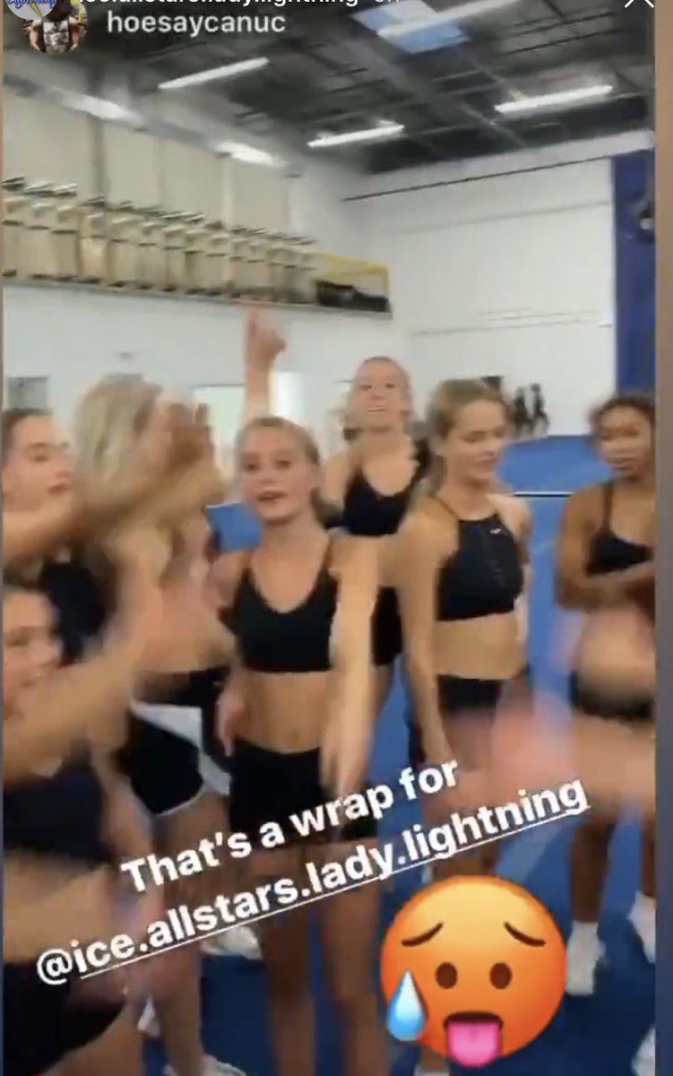 britneytheory's tweet photo. something isn’t sitting right w me that they had masks on in a picture but in this video on their insta no mask in sight https://t.co/NdM3sNn1BZ