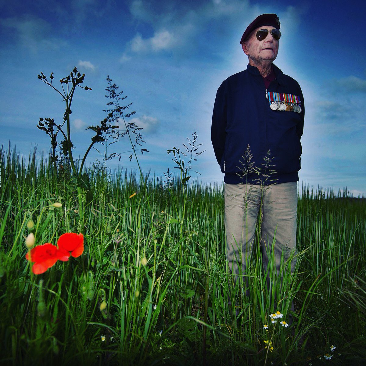 eddiemulh's tweet photo. A Parachute Regiment legend passed away today.
#jockhutton #parachuteregiment #ww2 #normandy #ripjockhutton https://t.co/tMFQdoVFDl