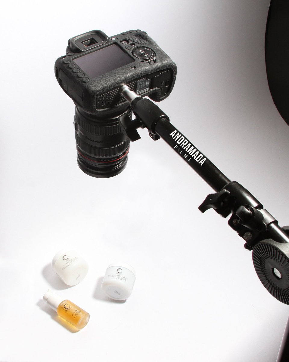 AndramadaFilms's tweet photo. Since this pandemic, we've been doing product photography for some amazing companies. Cant wait till they launch so we can share the pics! 
.
.
.
.
.
 #skincare #productphotography #smallbusiness #atlantaphotographer #branding #creative #cosmetics https://t.co/NKyOV6ncCy