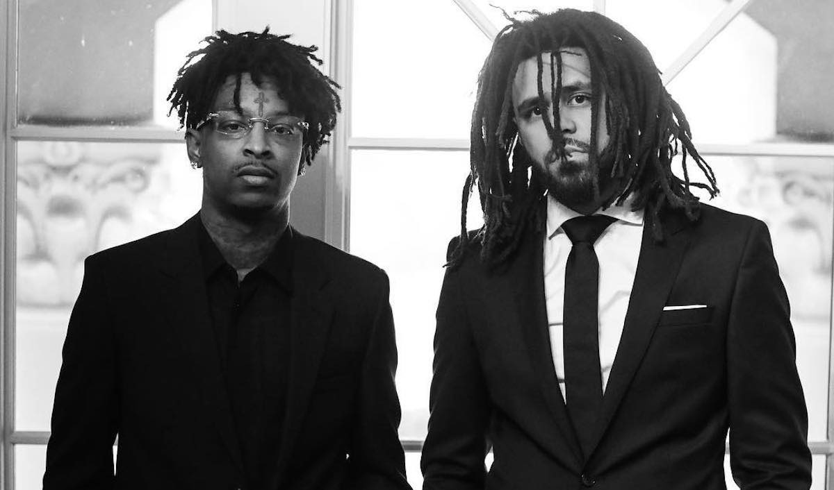 musicguides_'s tweet photo. How many times will I jam “Time Flies” by Burna Boy and Sauti sol?

Me: https://t.co/GWKDC4OpZK