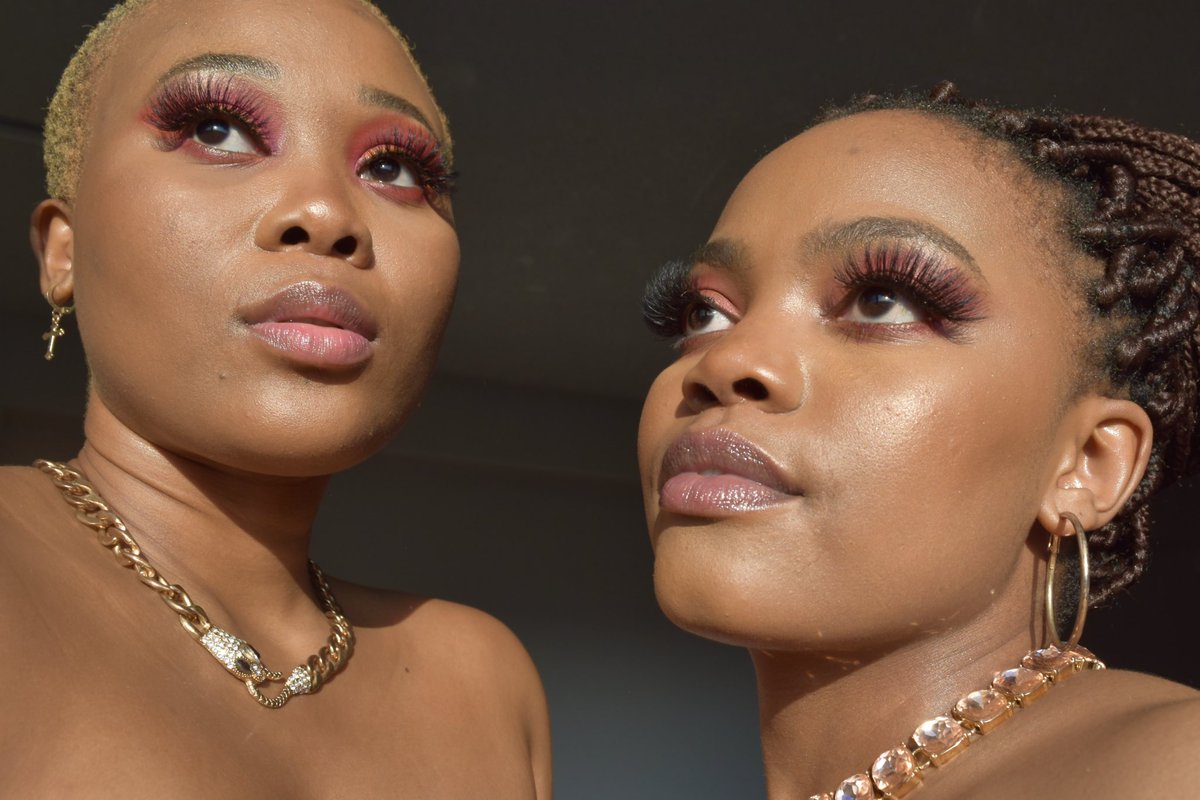 HouseofDrip1's tweet photo. 🚨BLACK OWNED BUSINESS🚨 Make sure you shop @HouseofDrip1 for flawless Mink Lashes😍💅🏾💦 our 3 styles: Fox 🦊 Sky ☁️ and Drip 💧 will have you looking stunning‼️ make sure to order RIGHT NOW 🔥🔥🔥 #BlackOwnedBusiness #BlackWomen https://t.co/noYIXp6TrO