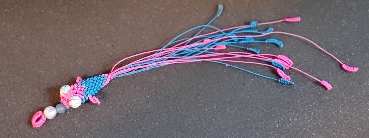 EnticingWork's tweet photo. I know it's not drawing, but I did want to share some stress relieve macramé crafting. https://t.co/y2qIHM1hUd