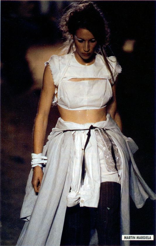 since the first runway in 1989 margiela wanted to highlight what fashion brands wanted to hide and explore to the maximum alternative aspects of clothing design showing the insides of the clothes, recycling and deconstructing them, making pieces out of unconventional things