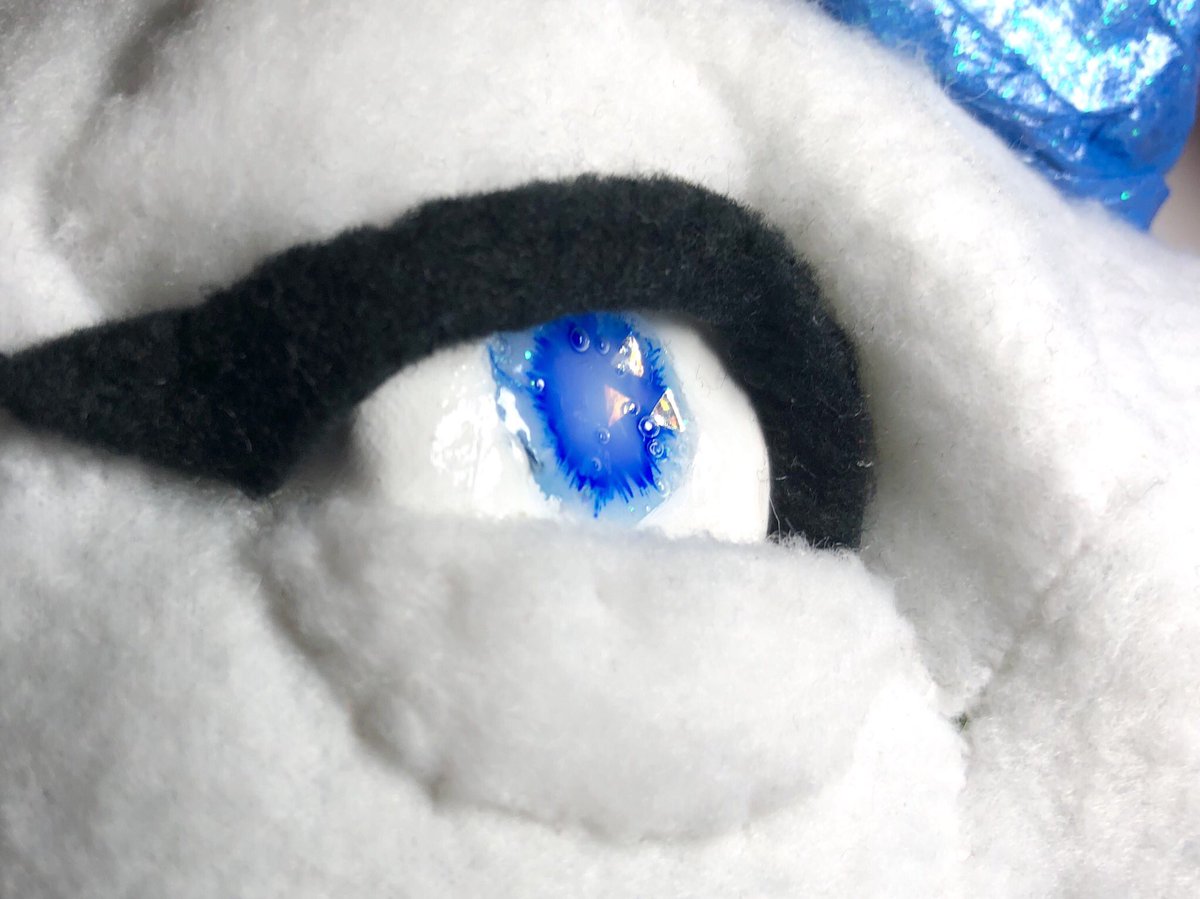 cloudycharm's tweet photo. just finished this unicorn puppet for my cousin + a bonus close up look at the eyes bc i really love how they turned out ! ✨ https://t.co/RNflCtaGMn
