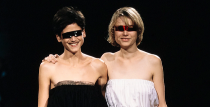 and in a time where the faces of supermodels were everywhere, some of martin's models had their faces covered by masks or even their own hair+