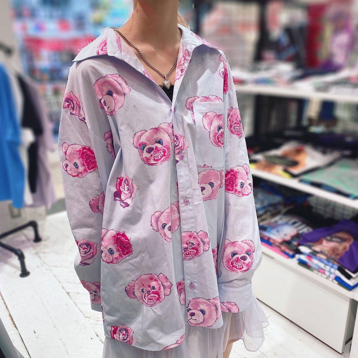 land_osaka's tweet image. 【ローズジャム シャツ】
color：ピンクベース
size：free

#milkboy
#landbymilkboy
#rosejam 
#bear 
#shirts 
#limitededition 
#umeda
#umedaest