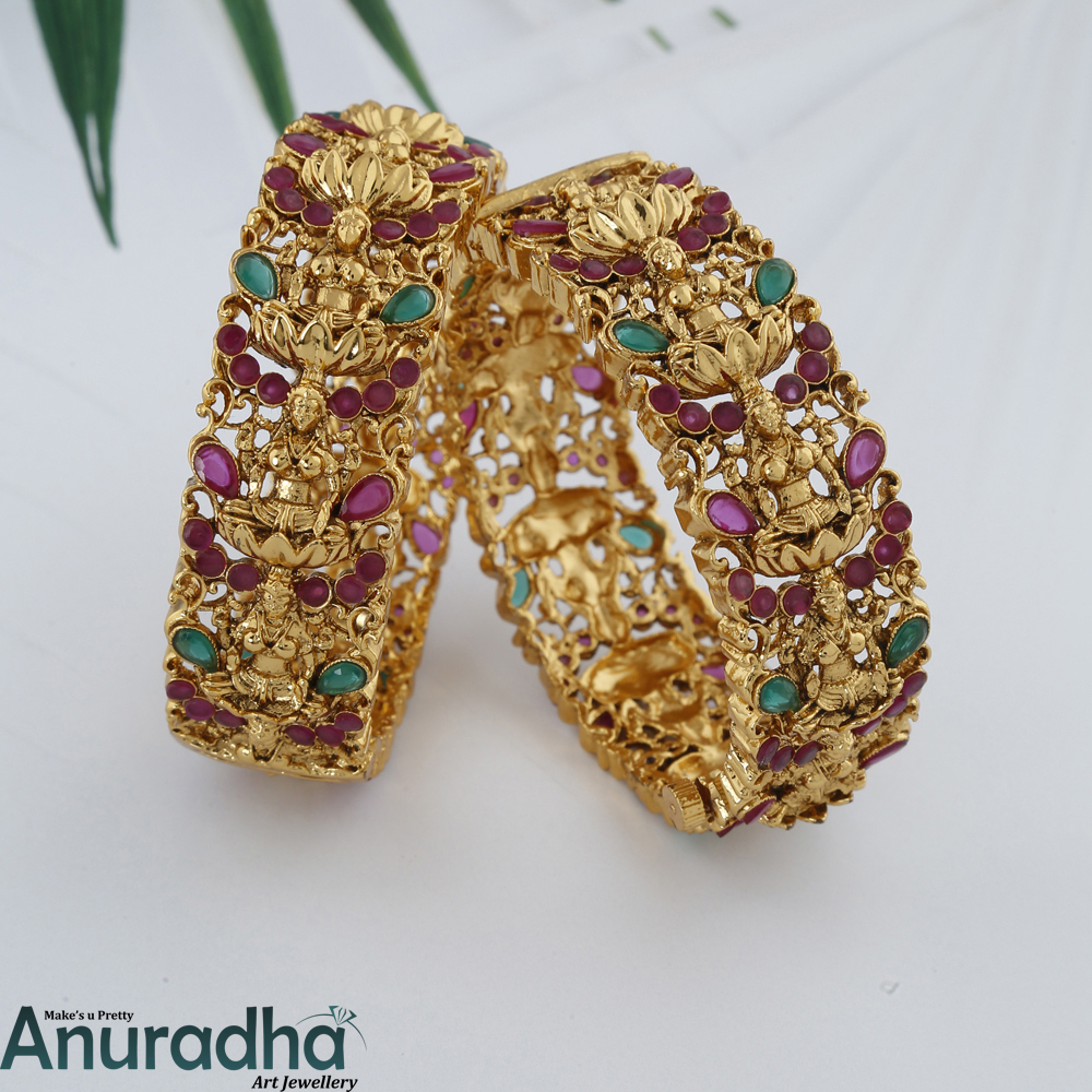 AnuradhaArts's tweet photo. 😍Deal Of The Day 😍
🤩Traditional Gold Finish Bangles🤩
🥳Get Flat 500 OFF Using This Coupon - AJFLAT500
Shop Here: https://t.co/9Fp2h9vcX1
-
-
#bangles #traditionalbangles #multicolorbangles #weddingjewellery #fashionjewellery #artificaljewellery #anuradhaartjewellery https://t.co/0BUk0f5eyA