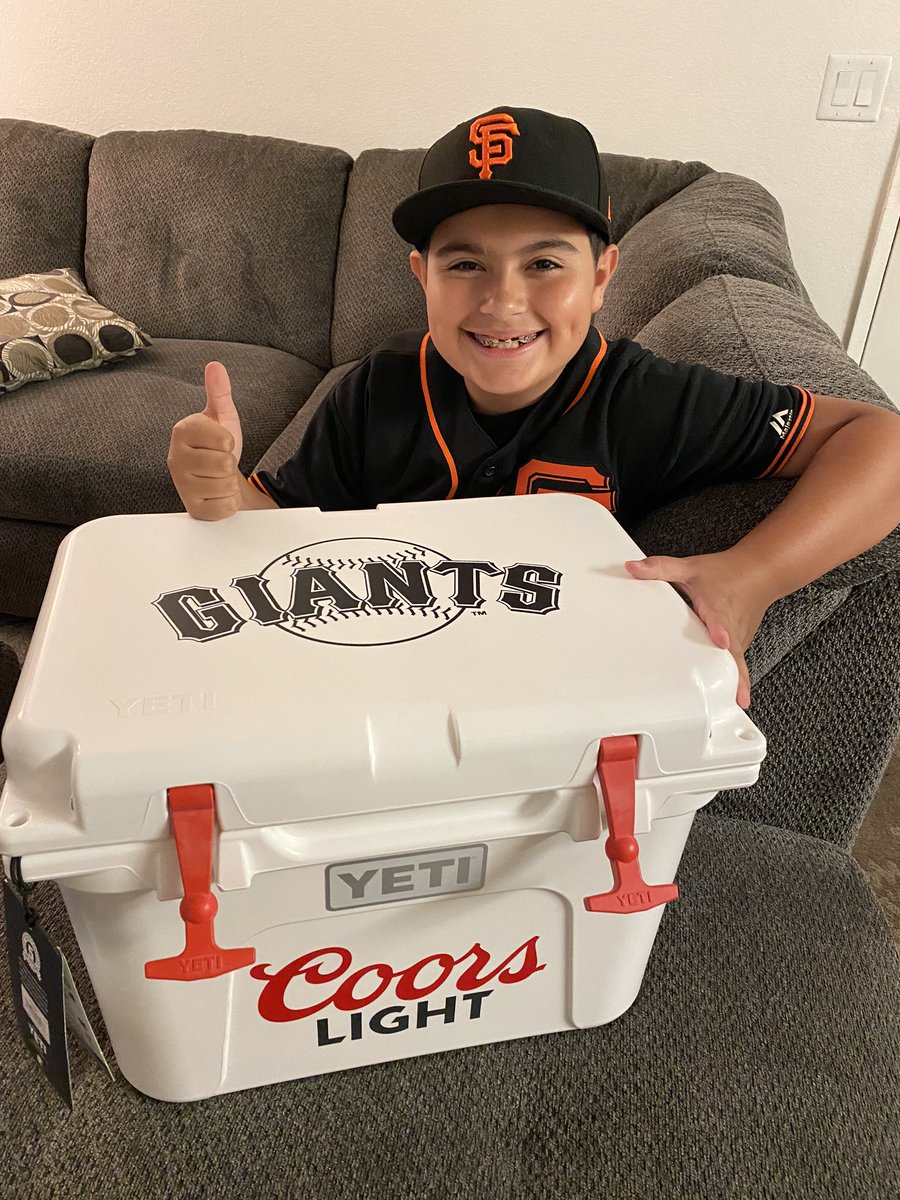 moherz06's tweet photo. Thank you!! @SFGiants #MadeToChillSFSweepstakes https://t.co/Kw7UUC2QOL