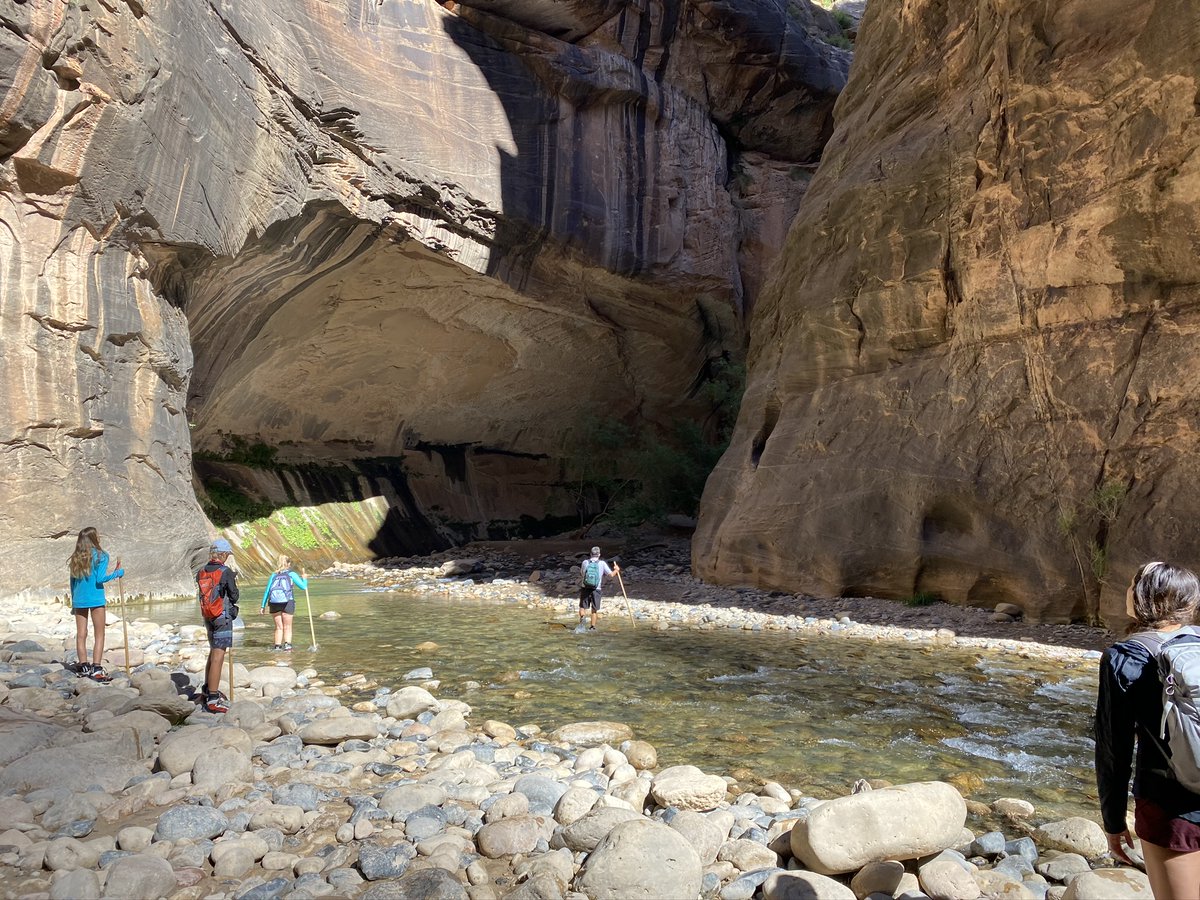 Went hiking in the Narrows yesterday in Zion National Park, easily one of the most incredible places on the planet. If you enjoy being out in nature or hiking even remotely, I'd recommend Zion. Super lucky to live this close to it.(Photo Thread)1/13