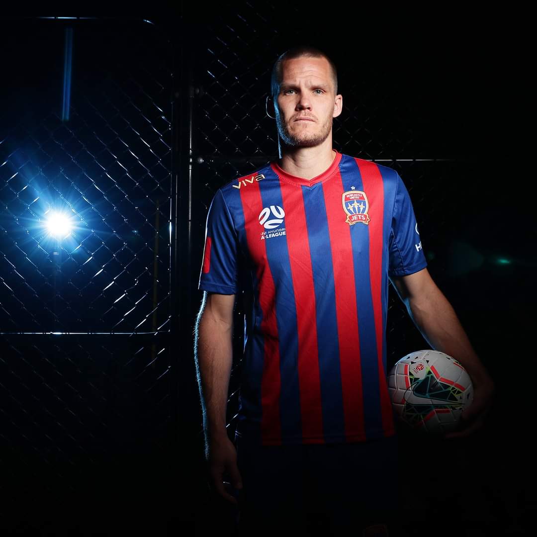 Happy Birthday to @NewcastleJetsFC captain @n_boogaard !🥳