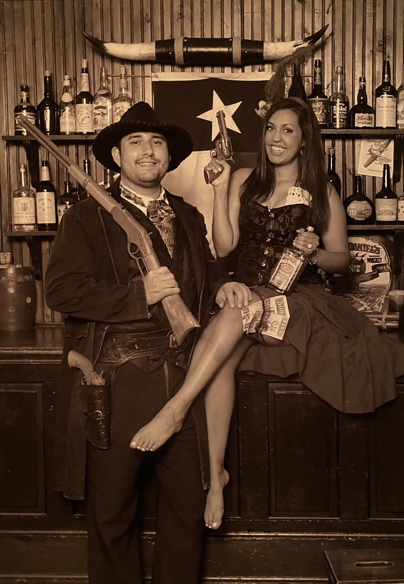 VicsGotsecrets's tweet photo. Figured I would throw it back to our first “engagement photoshoot.” We take our Texan status very seriously. #TBT #Engaged #GodBlessTexas #WeGettinHitchedYall https://t.co/6dMupBWdB5