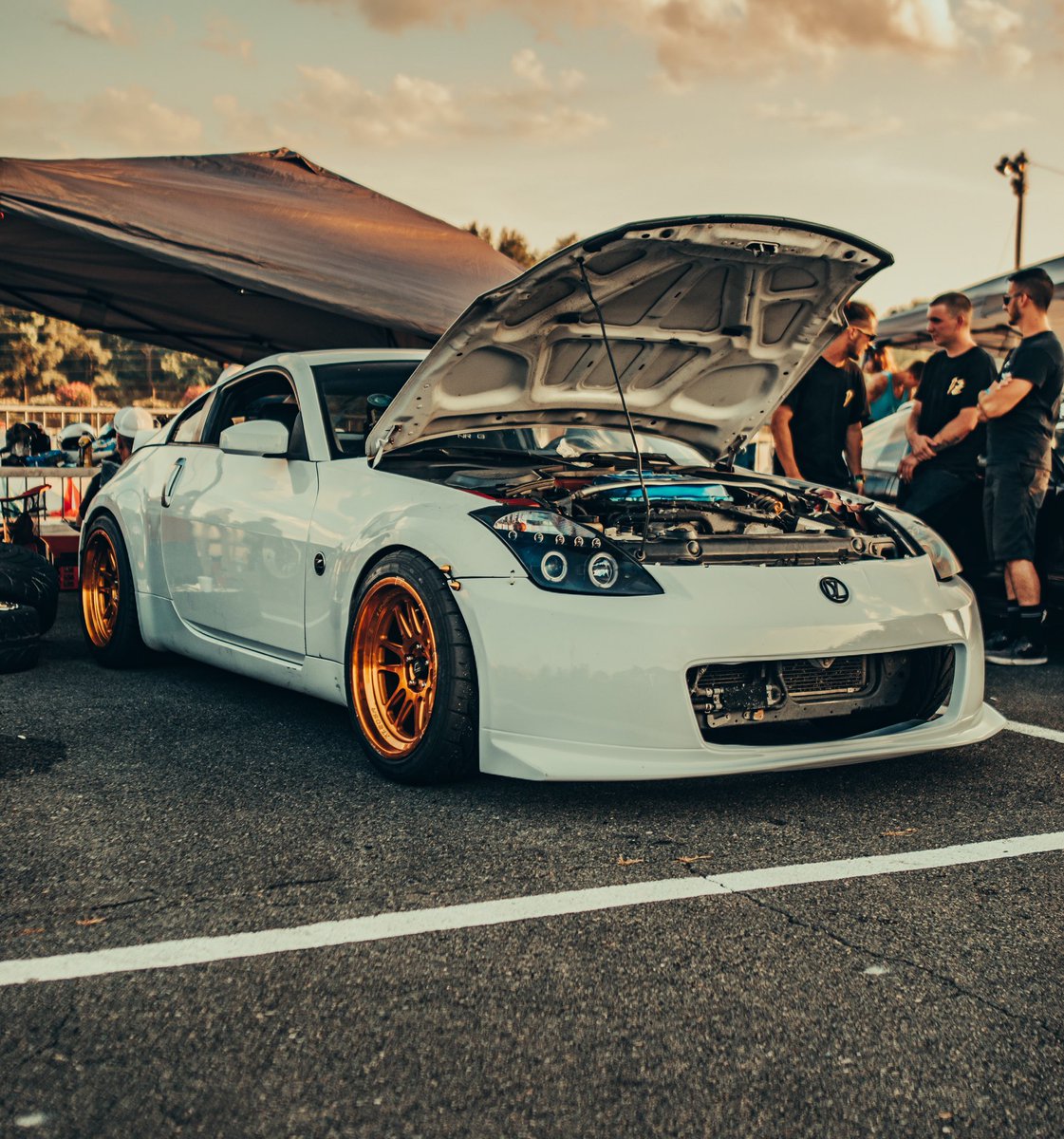 usdrift's tweet photo. @hotboishawn_dangerzone is another driver attending from MD in this clean 2003 @nissan 350Z on @fortuneautousa coilovers and running @kendatire / #usdrift #streetlegal #lookoutdrift #nissan #350z #fortuneauto #kendatires https://t.co/j7F4yJIHHS