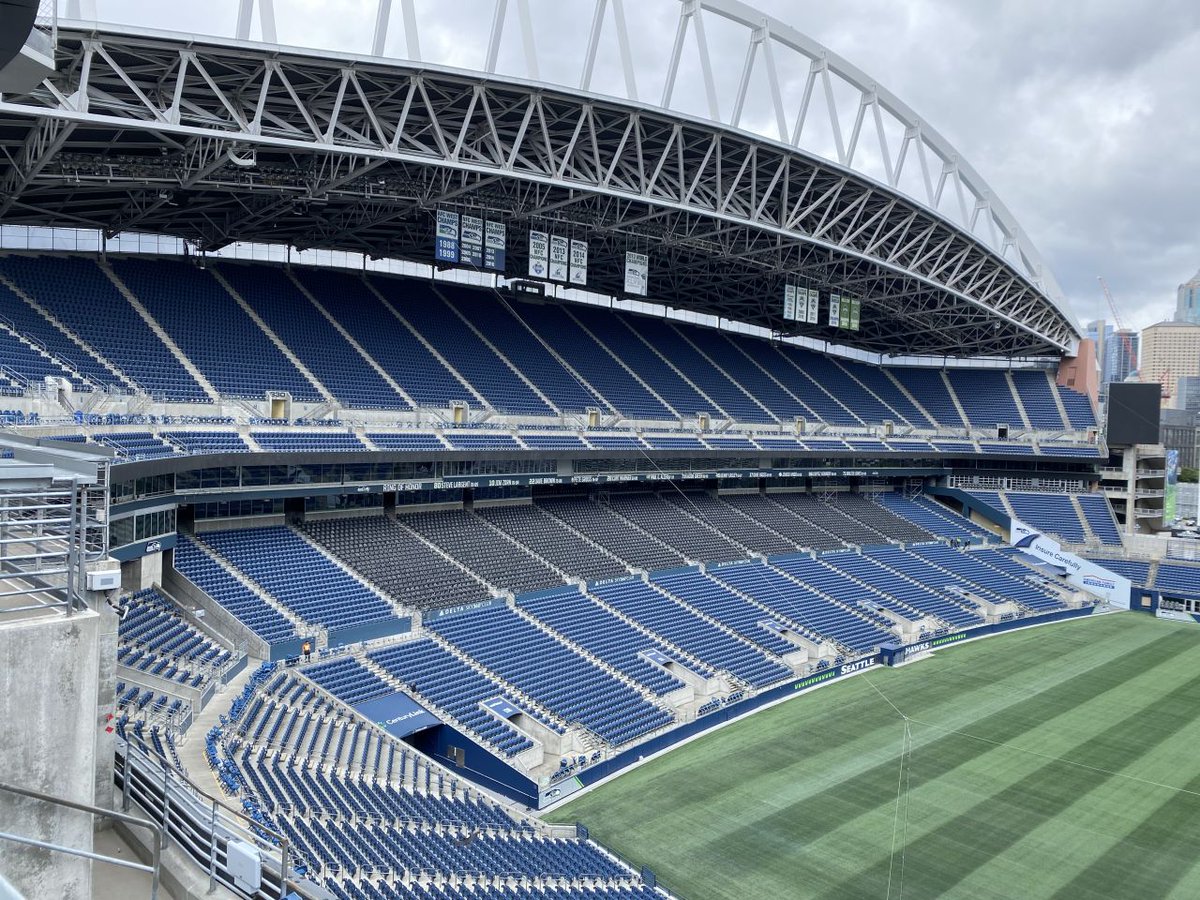 EMSEALes's tweet photo. Siguiendo los protocolos de seguridad de Covid-19 y usando tecnología en línea, instalamos SJS-FP-FR de EMSEAL en el estadio CenturyLink de Seattle, WA. Impermeabilización, un aplaca protectora y 2 horas de resistencia al fuego: https://t.co/aPGp6JxZmU #ingenieria #construcción https://t.co/tYCZI1Odjc