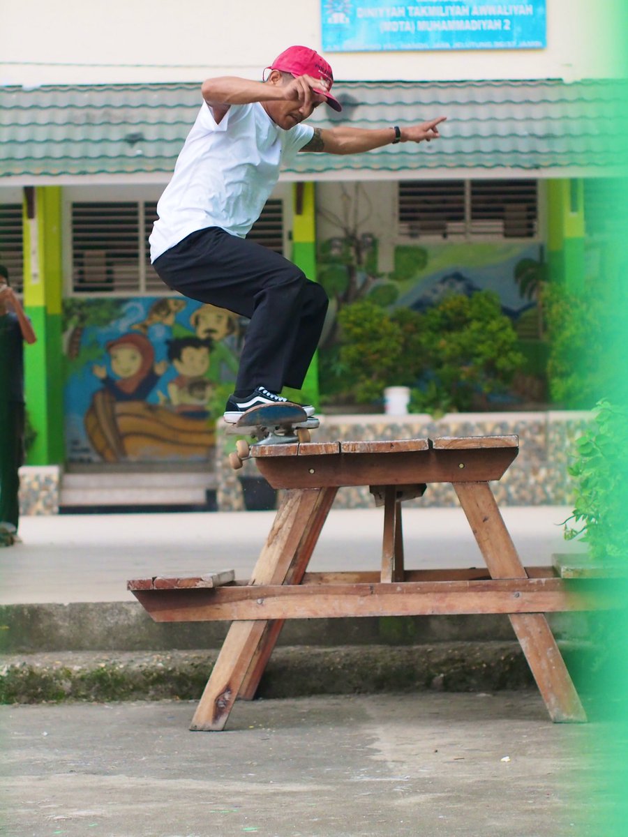 Dikajulian a.k.a Ngacirooos.