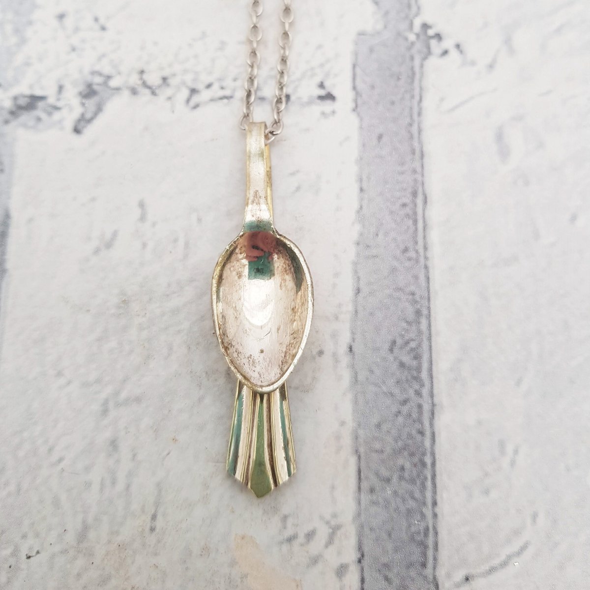 martisanne's tweet photo. Vintage Spoon Necklace, spoon charm pendant, silver flatware, silver plated, necklace, statement necklace, spoon theory, spoonie necklace https://t.co/YqKXLhNsuV #EtsyTeamUnity #TMTinsta #SilverFlatware https://t.co/QF8KAaD6i4