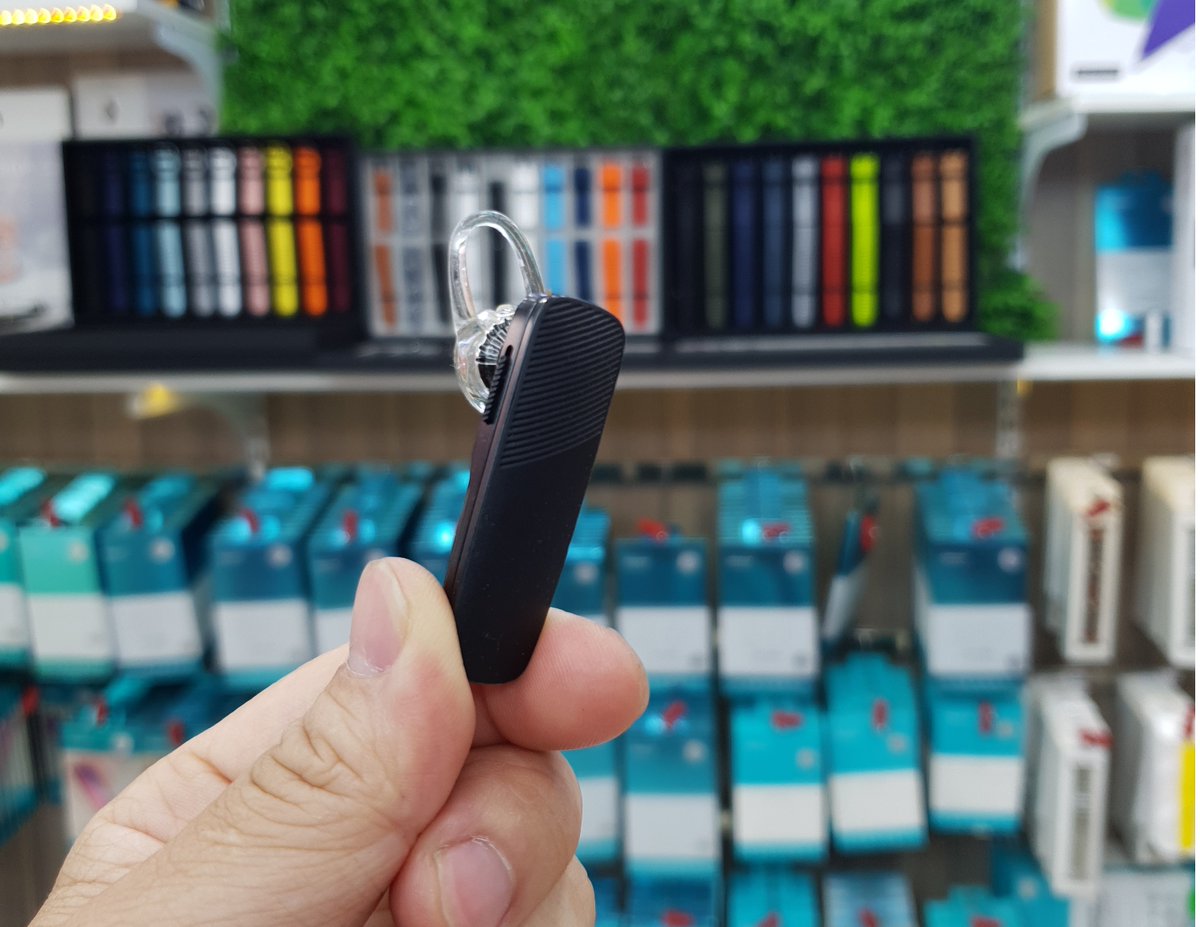 techwearvn's tweet photo. Plantronics Explorer 500 - Tai nghe bluetooth CAO CẤP CHẤT LƯỢNG đến từ Mỹ nay chỉ còn dưới 1 triệu đồng.
👉 Mua ngay: https://t.co/gjHvLVK4Dp
Hàng mới 100% - Bảo hành 12 THÁNG
Công việc THUẬN LỢI khi mọi cuộc gọi đều xử lý một cách NHANH CHÓNG, TIỆN LỢI. https://t.co/KWDW32x6jF