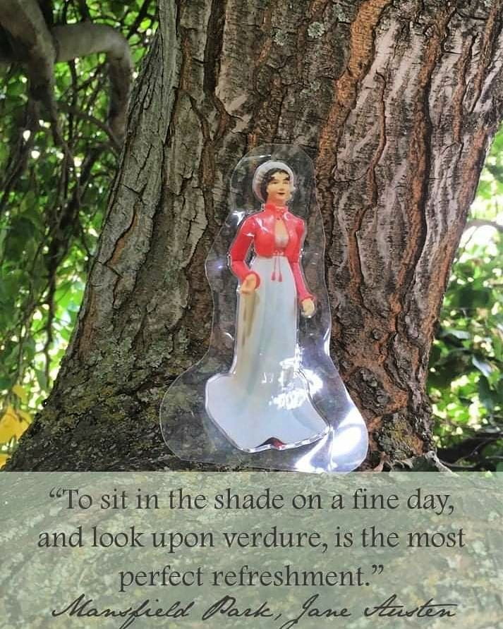 JASNA_EWANID's tweet photo. Due to the great response, we are sending out another @FlatJaneAusten! Before she went to the @uidaho Arboretum in Moscow, ID. She enjoyed sitting in the shade of a weeping elm. #JaneAusten #PNW https://t.co/kGbKRN7aVD