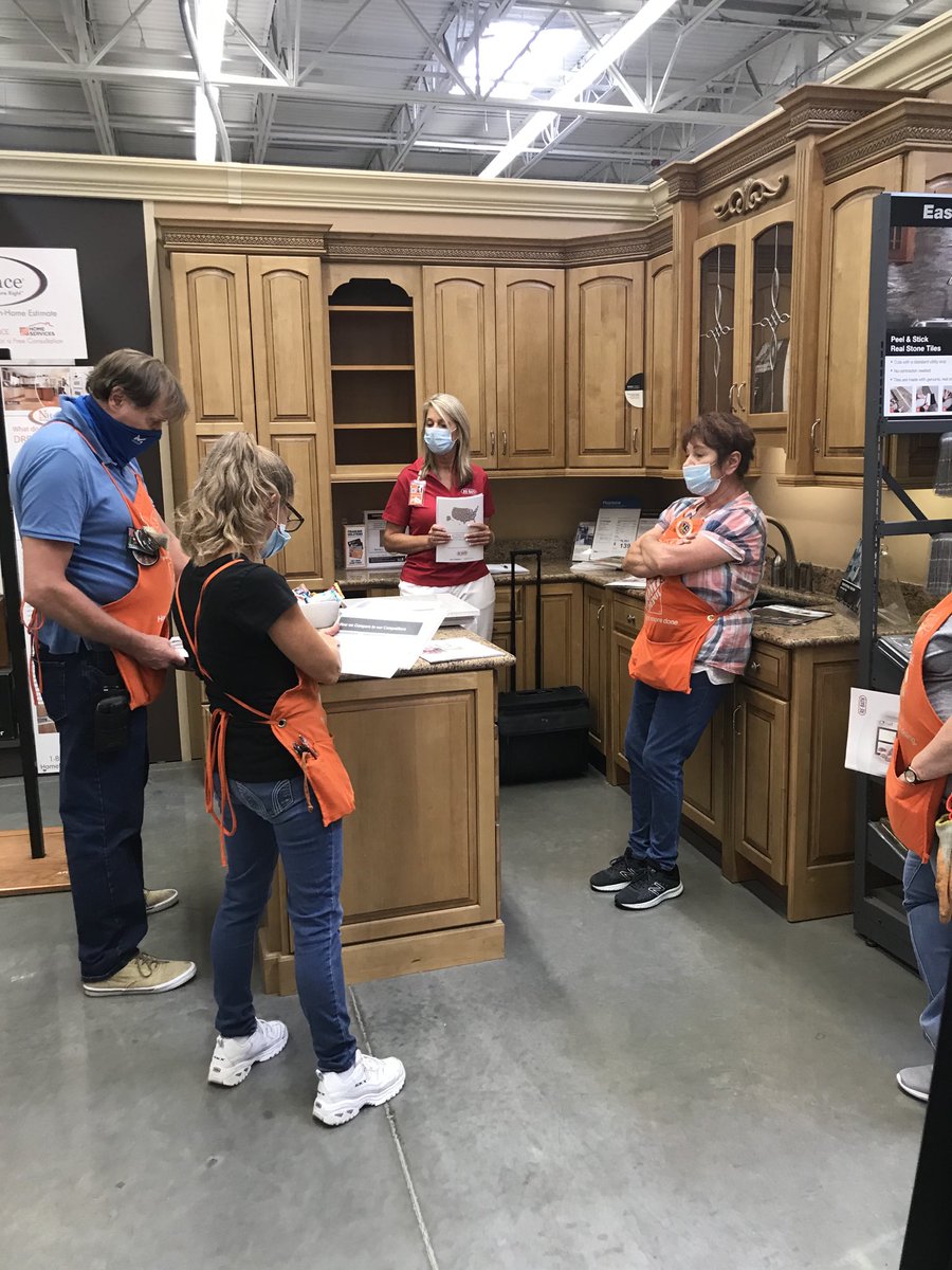 Covid PK with Dawn from Rebath at 4743... can’t stop us. #D198Rocks #PNWforthewin #leadsinsaleswin ⁦<a href="/JasonBallDM198/">Jason Ball DM198</a>⁩ ⁦<a href="/CorporateLarry/">Larry Lane</a>⁩ ⁦<a href="/BlankenshipSB/">Shawn Blankenship</a>⁩
