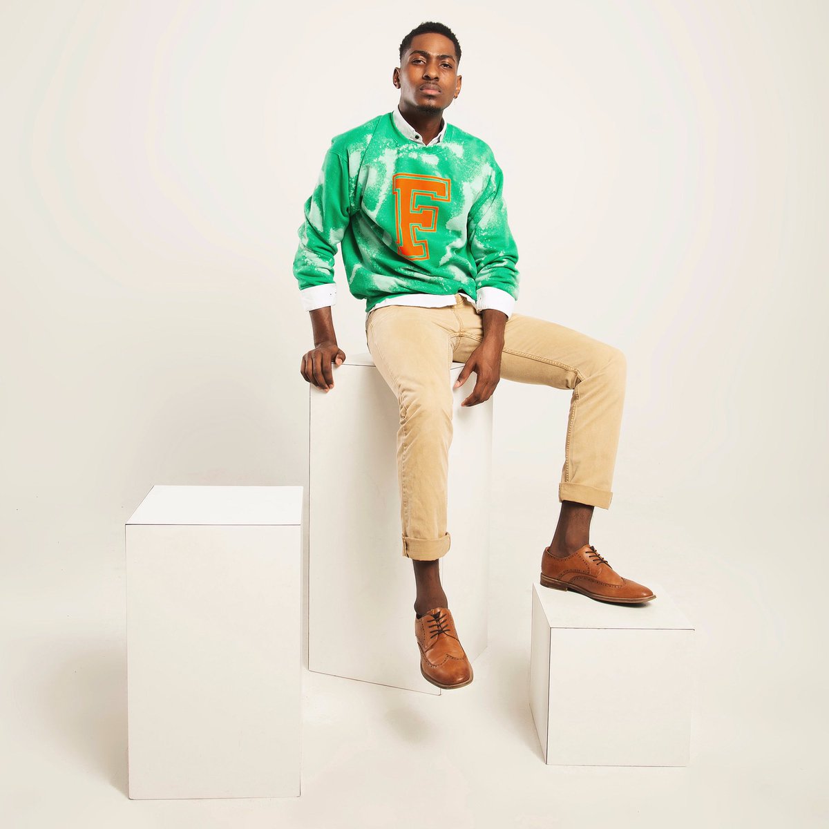 ohthatsdking's tweet photo. Whatโs Understood Doesnโt Needa Be Complicated...
Just know my Dedication, Determination, & Loyalty To Being the 1st in my family to Graduate College is Still on itโs Way ๐ฏ๐#FAMU #MinorSetbacks #StillDeterminedTho #GoingStrong #OnMyTime ๐ฃ
๐ธ : @ darshaee on IG https://t.co/VPOIw8ff45