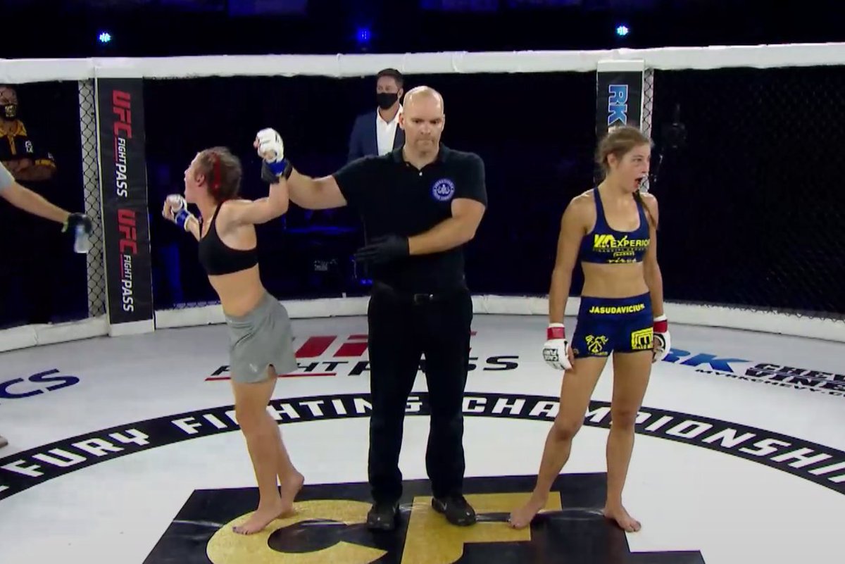 Grabaka_Hitman's tweet photo. Elise Reed (now 2-0) with the upset over Jasmine Jasudavicius in the CFFC main event. Takes the vacant CFFC strawweight belt. #CFFC83 https://t.co/EBeUjEKZ3T