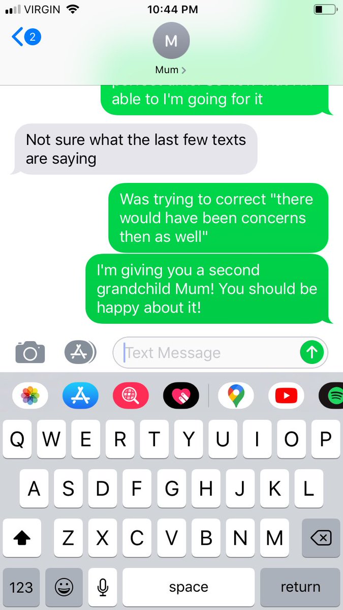 HlessiRabbit's tweet photo. Me talking to my Mum about getting a second rabbit https://t.co/G5q4g0NmTG