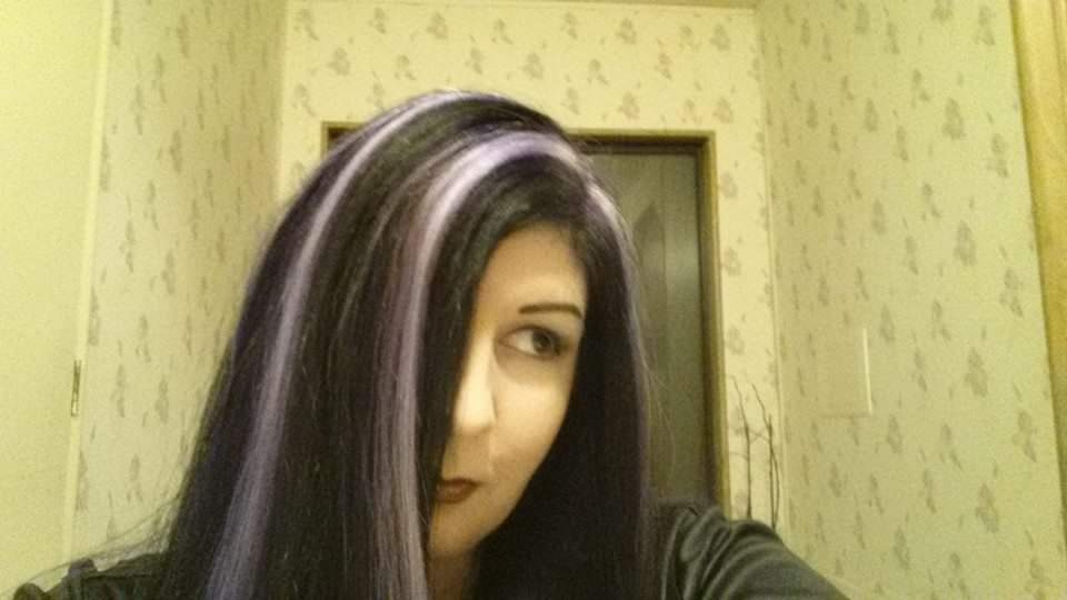 morrigansmuse's tweet photo. @Andabatae1 Btw...Embracing the crazy hair colors will always be a liberating thing. https://t.co/aX87G2eJMK