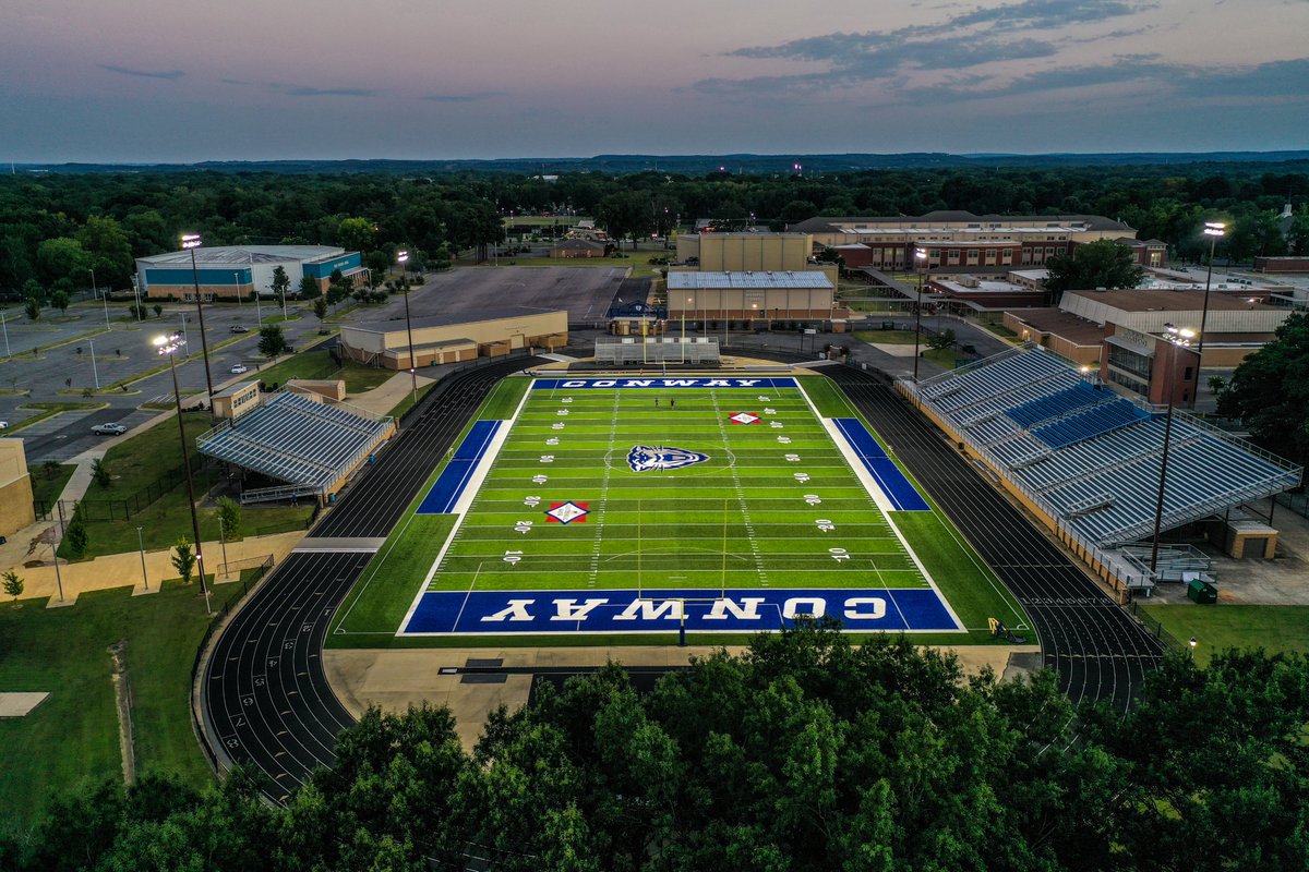 GeoSurfaces's tweet image. // Home of the Wampus Cats //

Conway High School - Arkansas
-
-
#geosurfaces #geosportlighting #turf #ledlights