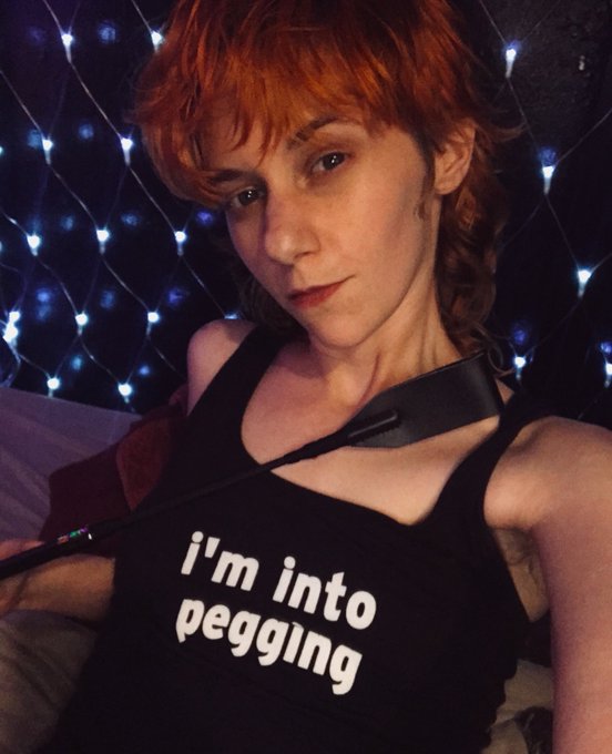 Kinky &amp; Sleepy. https://t.co/SgfroIquTe<a href="/tag/enby"class="tags"><span>#enby</span></a>