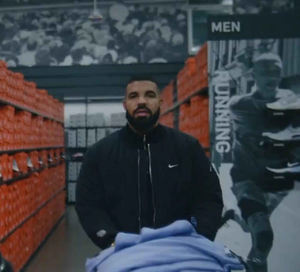 drake nike store