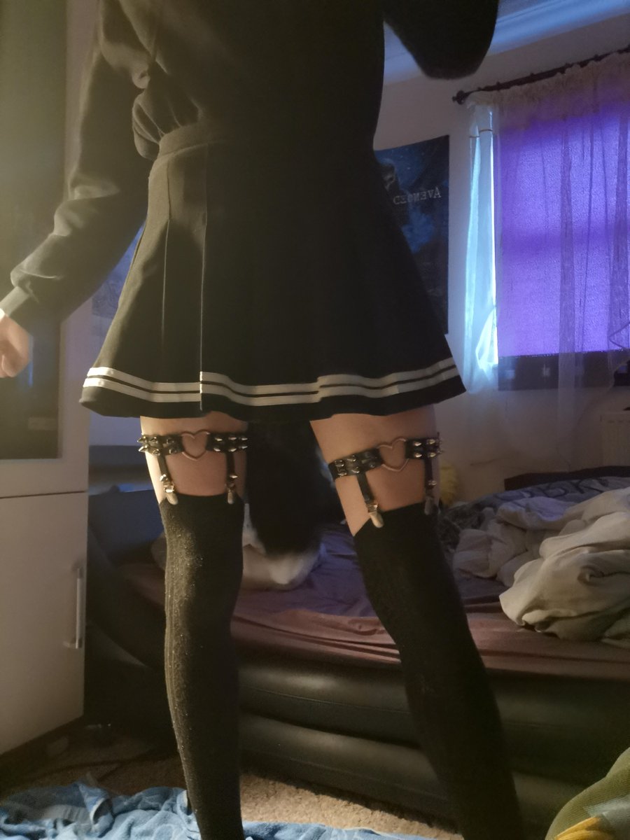 Koia39's tweet photo. Big uwu #femboy #trap https://t.co/8Oo764jeox
