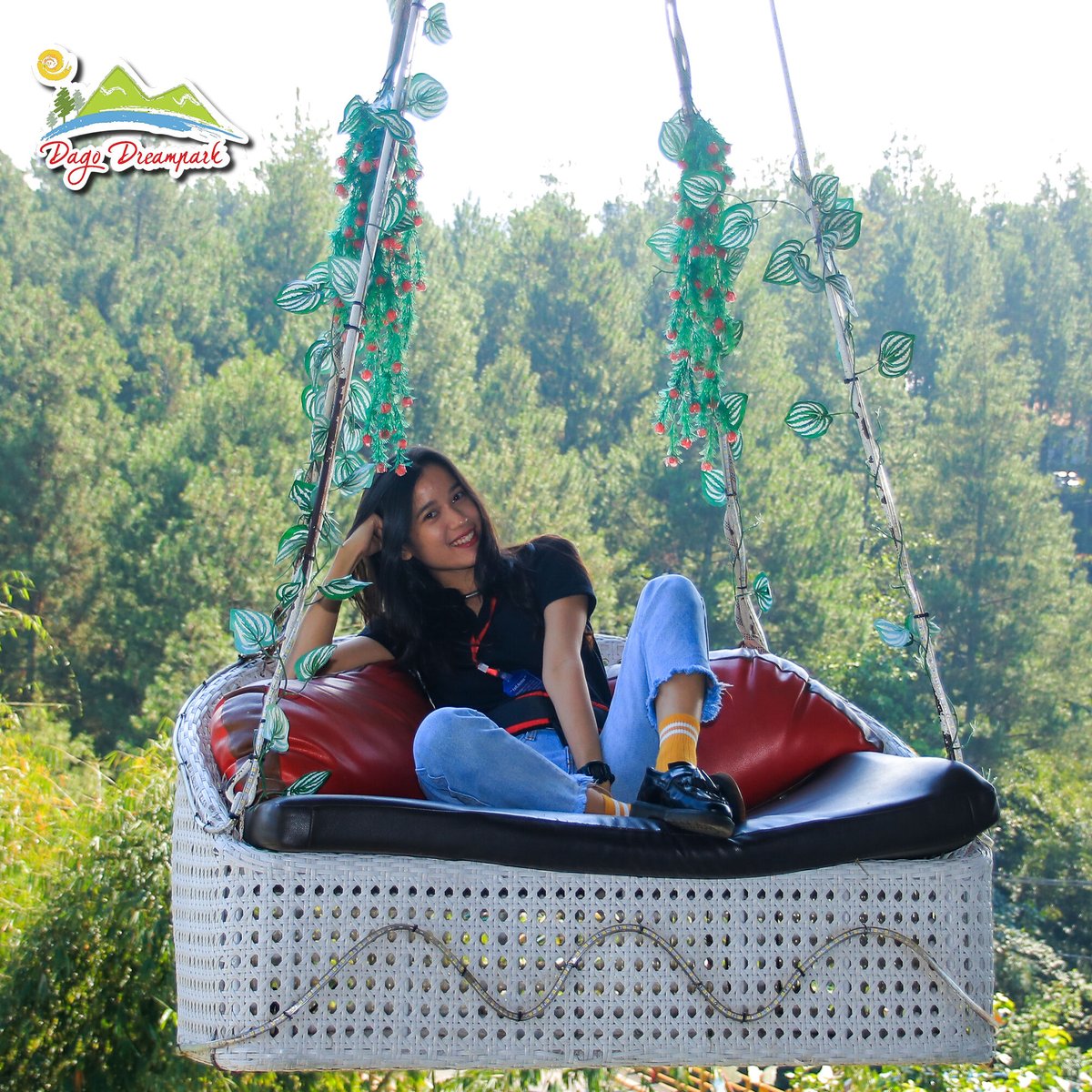 dagodreampark's tweet photo. Mau liburan Hemat bareng keluarga di Dago dreampark ?
yuk cek ketentuan dan promo nya di
https://t.co/7rjZkmLhNf
Instagram : @dagodreamparkofficial
Twitter : @dagodreampark
Whatsapp : +6281 222 300 68
#dagodreampark #bandungfoodies #explorebandung #explorelembang #wisatabandung https://t.co/ZdhvlEy9vX