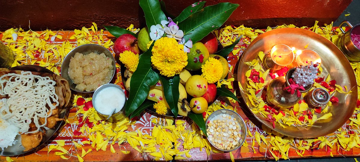 ShrishailRPatil's tweet photo. #LaxmiPooja in our Home #fridayPooja 
ಇದು ನಮ್ಮ ಸಂಸ್ಕೃತಿ ಇದು ನಮ್ಮ ಆಚರಣೆ. 
#Respect_All_Religions 
If You Not respect Others Mother how Will You Going to respect Your Mother..? 
#BangloreViolence #BangloreRiots https://t.co/0SybigGeX5