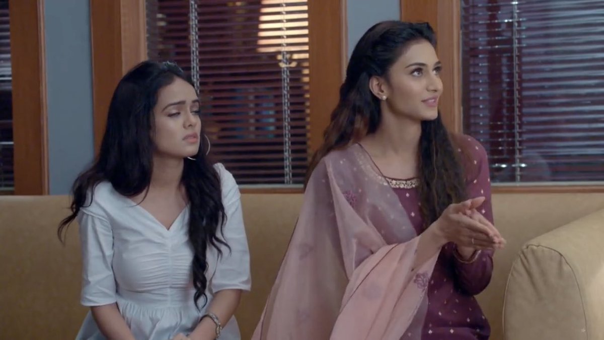  #Prerna tried to console the worried Kuki. When Peon said that rustication can be stopped if trustee doesn’t sign it, she asked whether she can meet him b4 he gets to meet the principal  #EricaFernandes  #KasautiiZindagiiKay