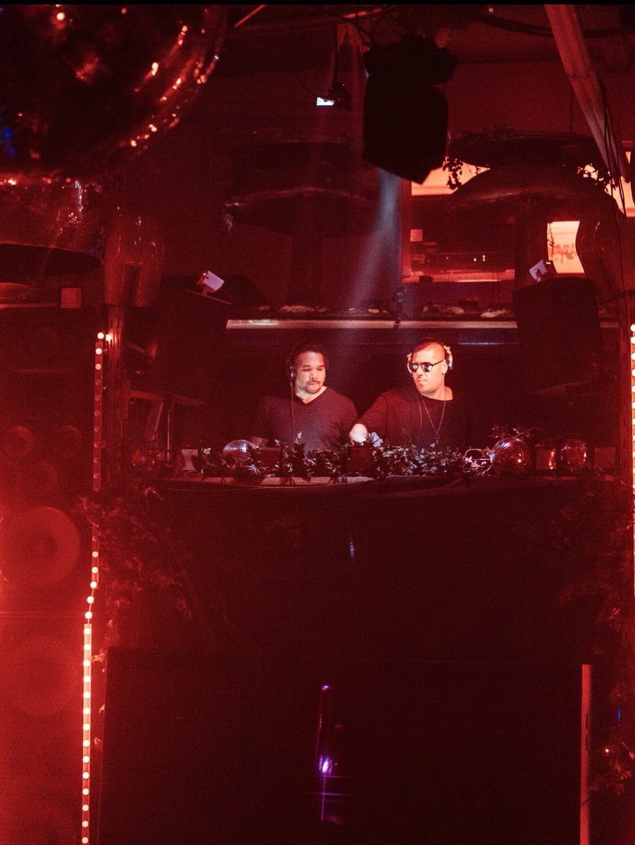 DimitriTee's tweet image. #FlashbackFriday w/ @DJAndrewMendez !!! A #Live #Virtual #Stream 🎧  Last Month @ #DNAStream #NYC 🔊🔊🔊 #HouseMusic #Techno #TechHouse 🎧 #DjLife  #Twitch #FacebookLive 📲💻📺